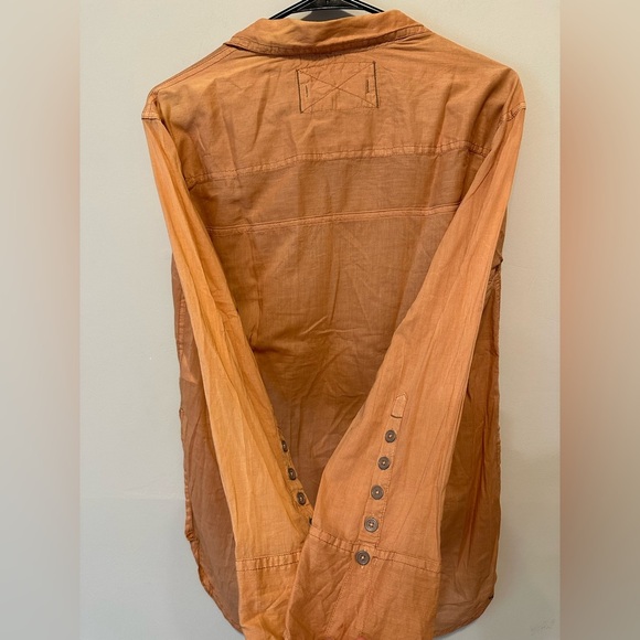 Free People Sheer Luck Button Down Lightweight Shirt in Wood Chimes Size XS - Picture 11 of 12